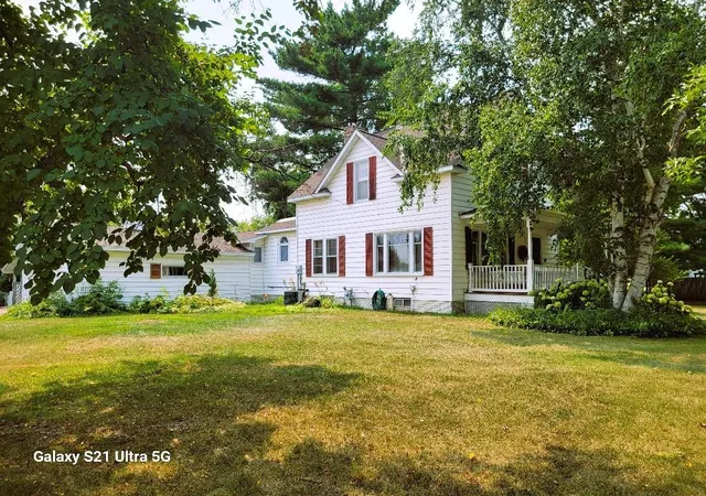 3rd image of 101 Leslie Ave W, Clarissa, MN 56440 | MLS# 7124273
