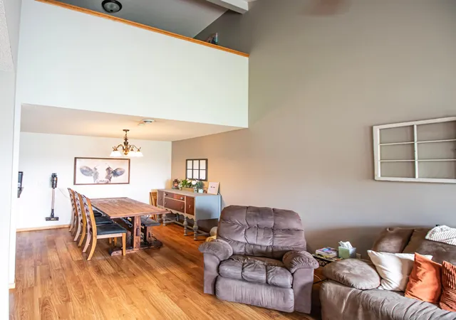 2nd image of 3853 232nd Ave Nw #107, Saint Francis, MN 55070 | MLS# 7124285