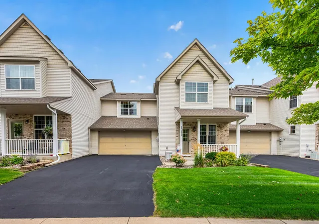 1st image of 1012 Heldt St, Chaska, MN 55318 | MLS# 7124289