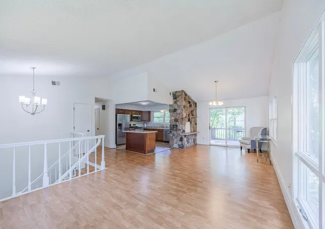 image of 1212 44 1/2 Ave Ne, Columbia Heights, MN 55421 | MLS# 7124317