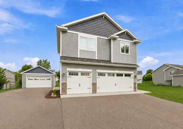 2nd image of 13103 9th Ave S, Zimmerman, MN 55398 | MLS# 7124329