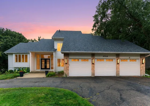 1st image of 4526 137th St W, Saint Paul, MN 55124 | MLS# 7124351