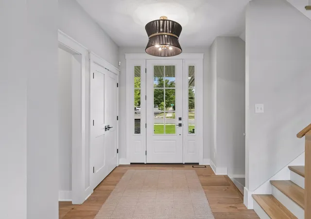 Photo 3 of Sale Pending at 4021 W 39th Street, Minneapolis, MN 55416 | MLS# 7124369 | Listing updated on 2026-09-18