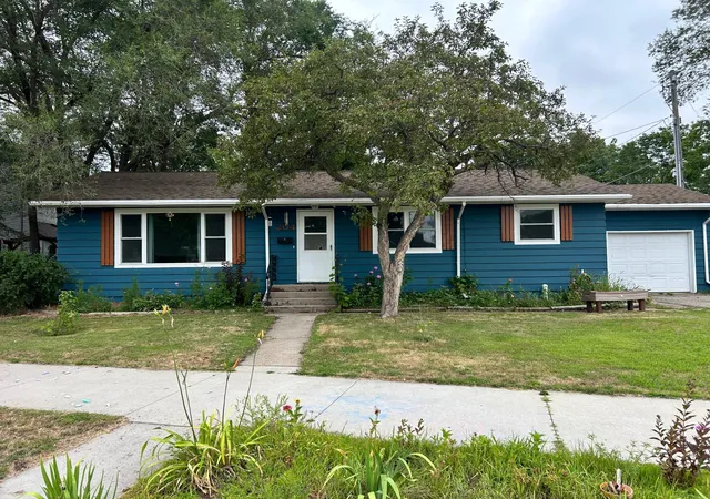Photo 2 of Single family home for sale at 204 Homecrest Ave Se, Wadena, MN 56482 | MLS# 7124382 | Listing updated on 2026-08-12