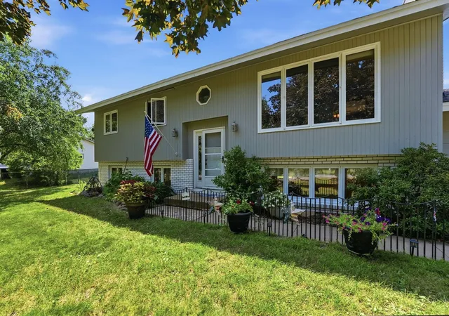 Photo 2 of Sale Pending at 15040 Kamacite St Nw, Anoka, MN 55303 | MLS# 7124383 | Listing updated on 2026-09-17