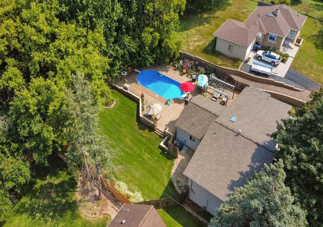 Photo 3 of Sale Pending at 283 Capitol View Ave, Saint Paul, MN 55113 | MLS# 7124392 | Listing updated on 2026-08-28