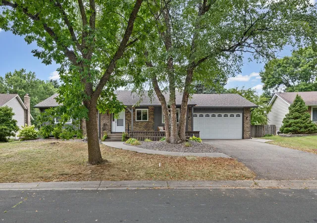 Photo 3 of Single family home for sale at 7835 Berkshire Ln N, Maple Grove, MN 55311 | MLS# 7124398 | Listing updated on 2026-10-08