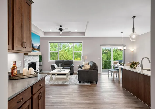2nd image of 7816 Bridgewater Ct, Rockford, MN 55373 | MLS# 7124400