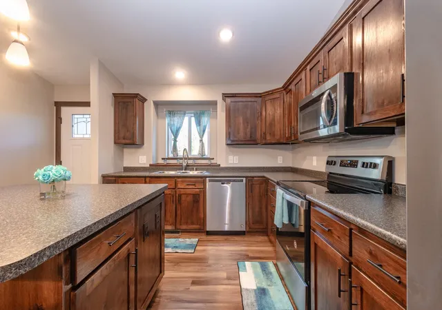 Photo 4 of Single family home for sale at 92 Birch Ave, Alexandria, MN 56308 | MLS# 7124403 | Listing updated on 2026-08-11