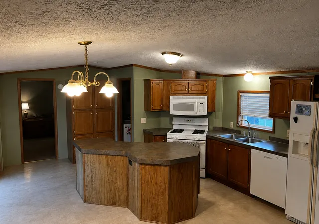 2nd image of 1626 Hall St, Shoreview, MN 55126 | MLS# 7124415