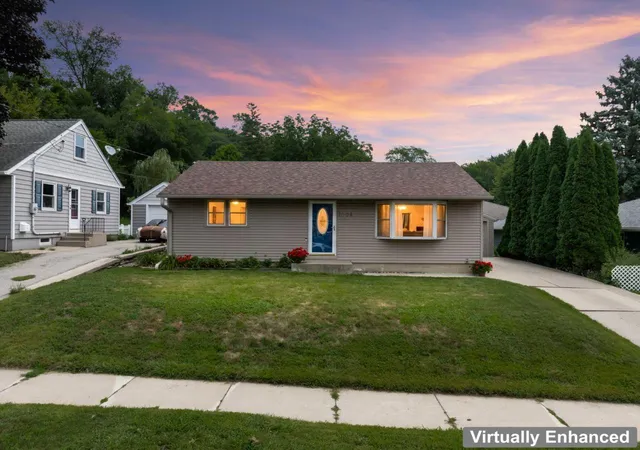 Photo 1 of Sale Pending at 1004 14th Avenue Ne, Rochester, MN 55906 | MLS# 7124417 | Listing updated on 2026-08-25