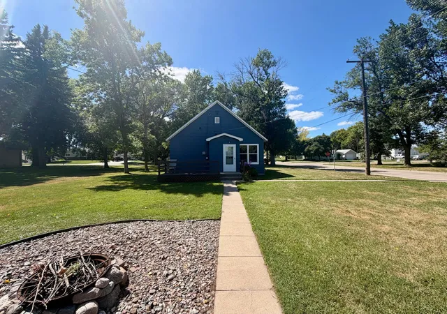 4th image of 251 3Rd Ave N, Casselton, ND 58012 | MLS# 7124423