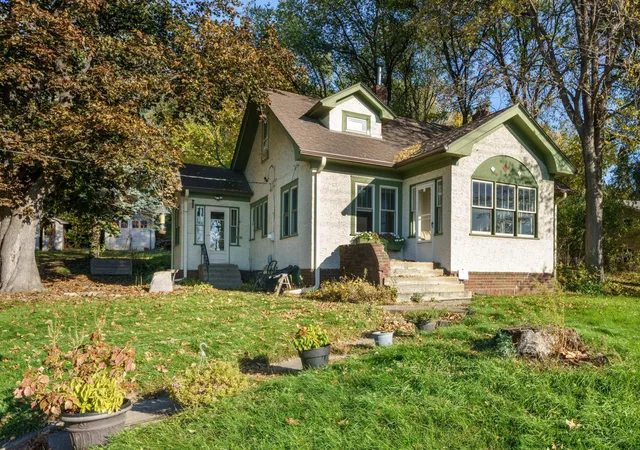 Single family home for sale at 1194 Point Douglas Rd S, Saint Paul, MN 55119 | MLS# 7124443