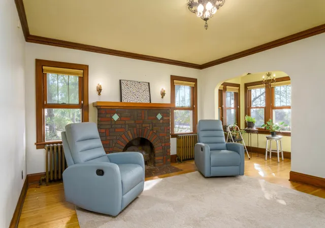 Photo 4 of Single family home for sale at 1194 Point Douglas Rd S, Saint Paul, MN 55119 | MLS# 7124443 | Listing updated on 2026-10-23