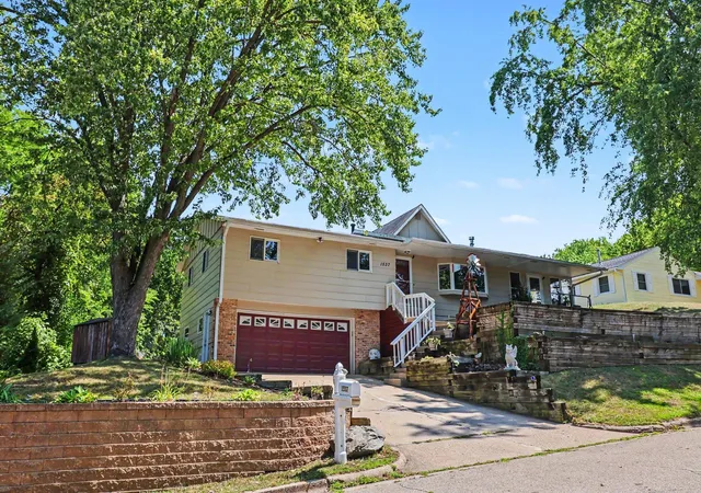 2nd image of 1537 Willow Dr, Red Wing, MN 55066 | MLS# 7124454