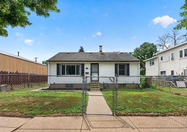Photo 1 of Sale Pending at 474 Hopkins St, Saint Paul, MN 55130 | MLS# 7124484 | Listing updated on 2026-08-29
