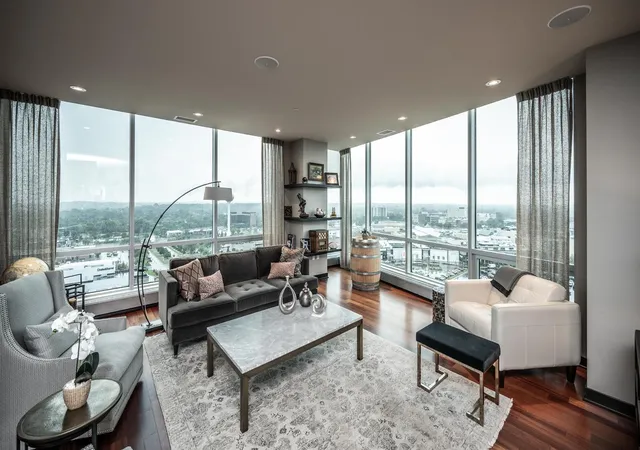 Photo 3 of Sale Pending at 3209 Galleria #1502, Minneapolis, MN 55435 | MLS# 7124489 | Listing updated on 2026-09-03