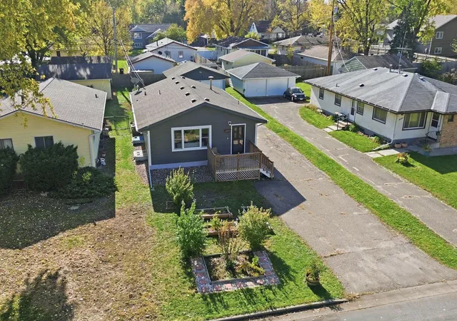 Photo 3 of Single family home for sale at 1220 43 1/2 Ave Ne, Minneapolis, MN 55421 | MLS# 7124493 | Listing updated on 2026-10-23