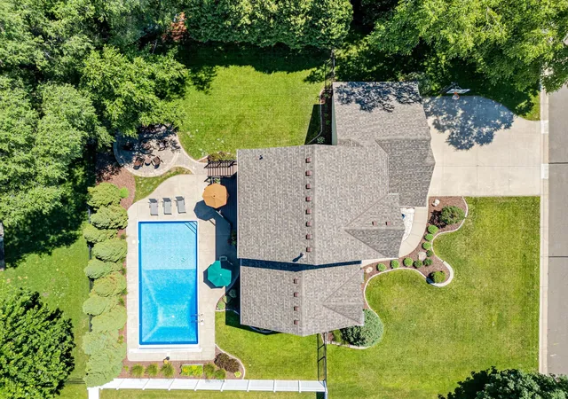 Photo 2 of Sale Pending at 1289 Bucher Ave, Saint Paul, MN 55126 | MLS# 7124498 | Listing updated on 2026-08-24