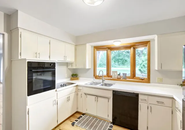 2nd image of 19293 Forest Blvd N, Forest Lake, MN 55025 | MLS# 7124505