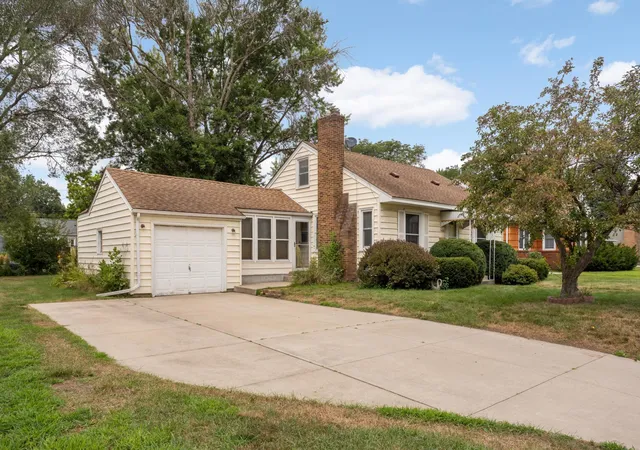 Photo 1 of Sale Pending at 7426 2nd Avenue S, Minneapolis, MN 55423 | MLS# 7124531 | Listing updated on 2026-08-22