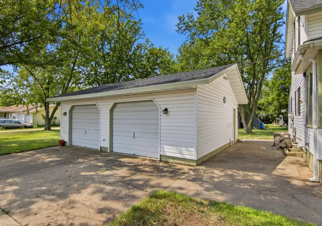 Photo 4 of Sale Pending at 808 Bailey Ave, Wabasha, MN 55981 | MLS# 7124541 | Listing updated on 2026-09-19