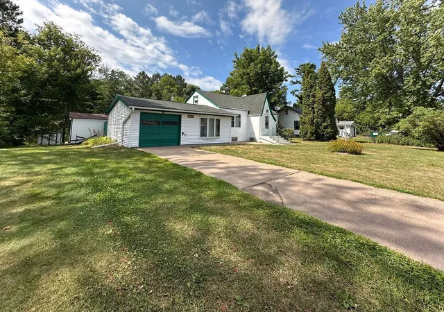 4th image of 319 Pine St S, Onamia, MN 56359 | MLS# 7124553