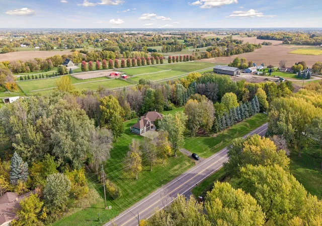 Photo 3 of Single family home for sale at 17830 N Diamond Lake Rd, Dayton, MN 55327 | MLS# 7124564 | Listing updated on 2026-10-10
