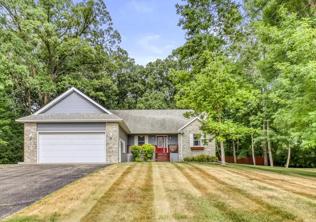 2nd image of 1084 Timber Dr, Detroit Lakes, MN 56501 | MLS# 7124567