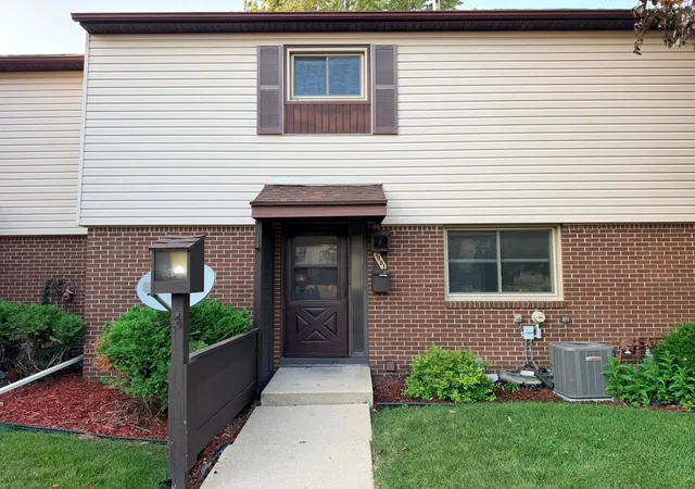 Photo 1 of Single family home for sale at 3961 18th Avenue Nw, Rochester, MN 55901 | MLS# 7124573 | Listing updated on 2026-08-31