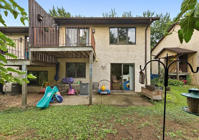 Listing Photo 2 - Condo for sale in building located at 5200 44th Ave N, Minneapolis, MN 55422