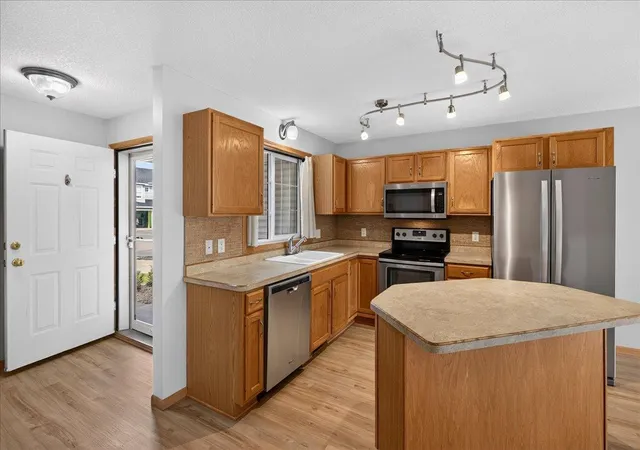 Photo 3 of Single family home for sale at 10509 64th Ln Ne, Albertville, MN 55301 | MLS# 7124598 | Listing updated on 2026-09-22