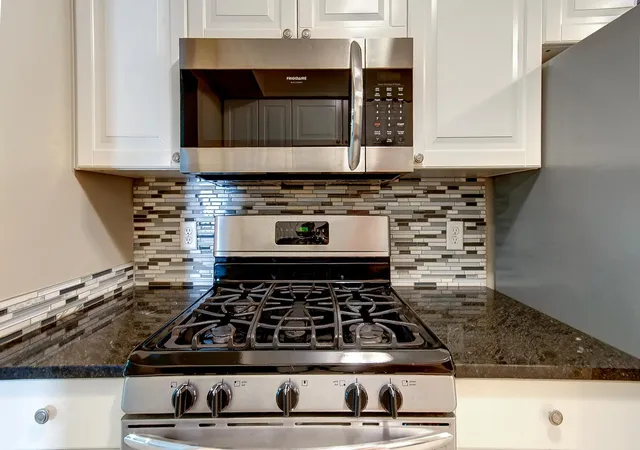 Photo 3 of Sale Pending at 1134 Highland Ave, Northfield, MN 55057 | MLS# 7124601 | Listing updated on 2026-09-19