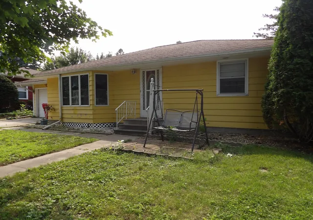 1st image of 305 16th St Nw, Austin, MN 55912 | MLS# 7124619