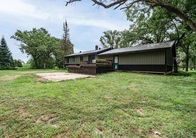Photo 3 of Single family home for sale at E6095 800th Avenue, Colfax, WI 54730 | MLS# 7124626 | Listing updated on 2026-10-01