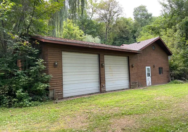 Photo 3 of Single family home for sale at 1200 Main St W, Carver, MN 55315 | MLS# 7124638 | Listing updated on 2026-08-11