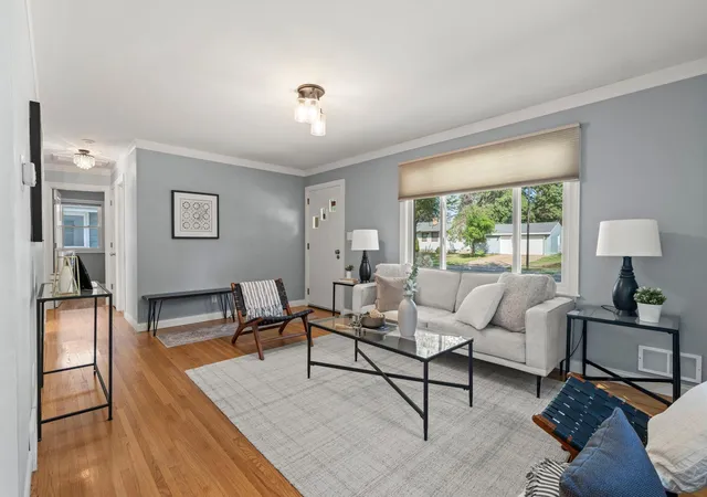 Photo 3 of Sale Pending at 2156 Hawthorne Ave E, Saint Paul, MN 55119 | MLS# 7124644 | Listing updated on 2026-08-24