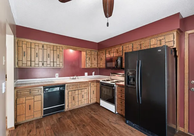 Photo 4 of Sale Pending at 8211 Sheridan Ave N, Minneapolis, MN 55444 | MLS# 7124660 | Listing updated on 2026-08-25