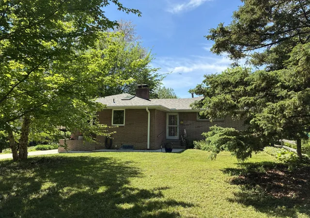 Photo 3 of Sale Pending at 2654 Xenwood Ave S, Minneapolis, MN 55416 | MLS# 7124667 | Listing updated on 2026-09-30