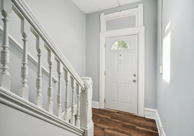 Photo 5 of House for sale at 2512 N 6th Street, Minneapolis, MN 55411 | MLS# 7124680 | Listing updated on 2026-08-20