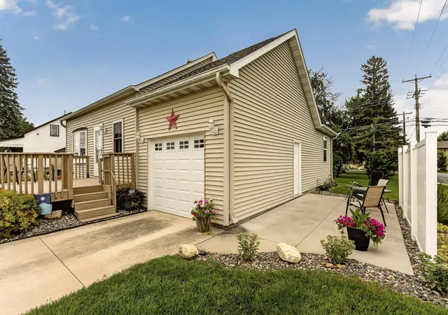 Photo 2 of Sale Pending at 113 1st Street Sw, Dodge Center, MN 55927 | MLS# 7124697 | Listing updated on 2026-08-15