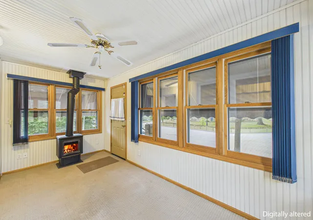Photo 3 of Sale Pending at 992 Matilda St, Saint Paul, MN 55117 | MLS# 7124699 | Listing updated on 2026-09-13
