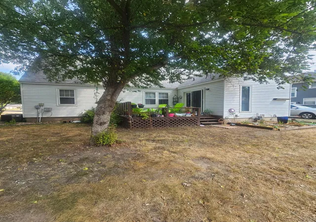 Photo 3 of Single family home for sale at 715 N Mckenzie St, Luverne, MN 56156 | MLS# 7124705 | Listing updated on 2026-09-06