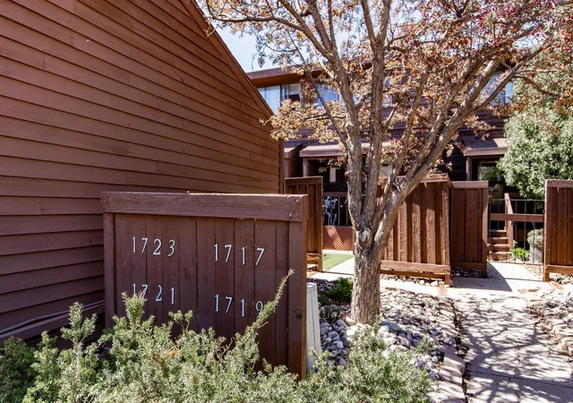 Photo 3 of Single family home for sale at 1721 42nd Street S, Fargo, ND 58103 | MLS# 7124709 | Listing updated on 2026-09-07