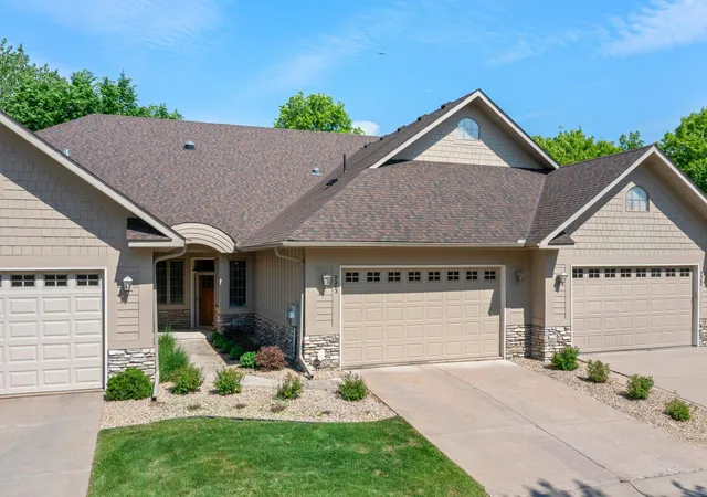 Photo 3 of Single family home for sale at 9363 Libby Ln, Eden Prairie, MN 55347 | MLS# 7124710 | Listing updated on 2026-08-29