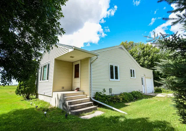 Photo 2 of Single family home for sale at 27774 330th Avenue NW, Warren, MN 56762 | MLS# 7124719 | Listing updated on 2026-08-14