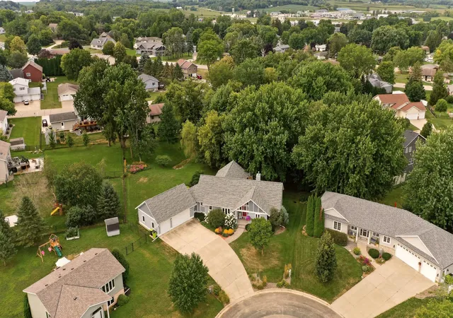 52nd image of 425 Lally Ct, Zumbrota, MN 55992 | MLS# 7124742