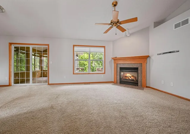 Photo 4 of Single family home for sale at 4715 190th Street W, Farmington, MN 55024 | MLS# 7124796 | Listing updated on 2026-09-20