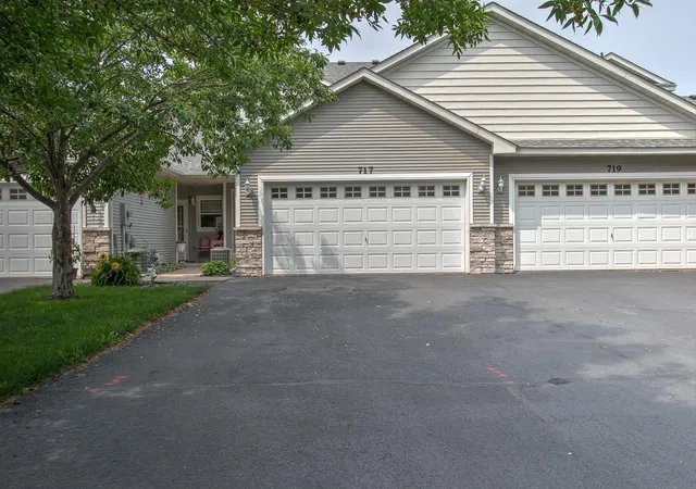 2nd image of 717 Park Brook Rd Nw, Isanti, MN 55040 | MLS# 7124812
