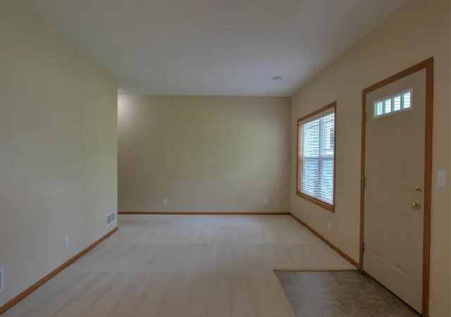 Photo 4 of Single family home for sale at 717 Park Brk Rd NW, Isanti, MN 55040 | MLS# 7124812 | Listing updated on 2026-08-27
